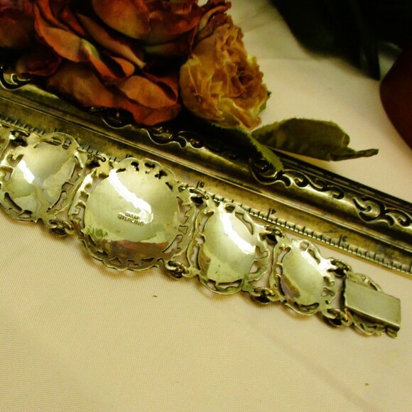 Vintage SIAM STERLING Nielloware Bracelet: Thai Deity Panel Link Bracelet - Picture 14 of 15